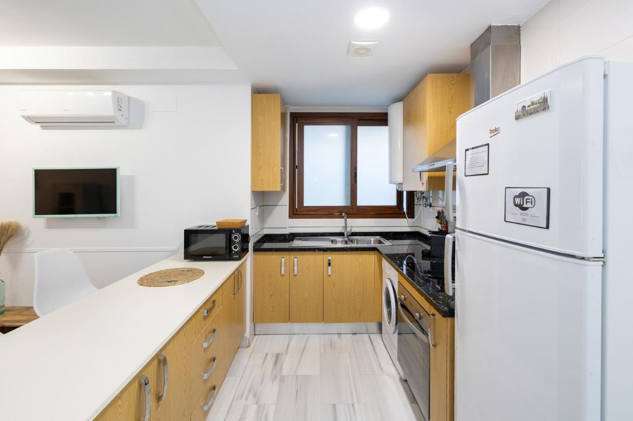 Grace Apartments - 3 Bedroom City Centre Гранада Екстериор снимка