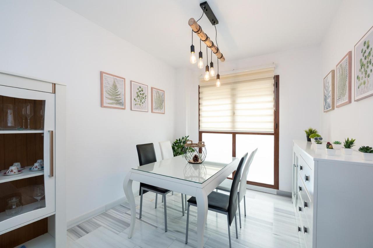 Grace Apartments - 3 Bedroom City Centre Гранада Екстериор снимка